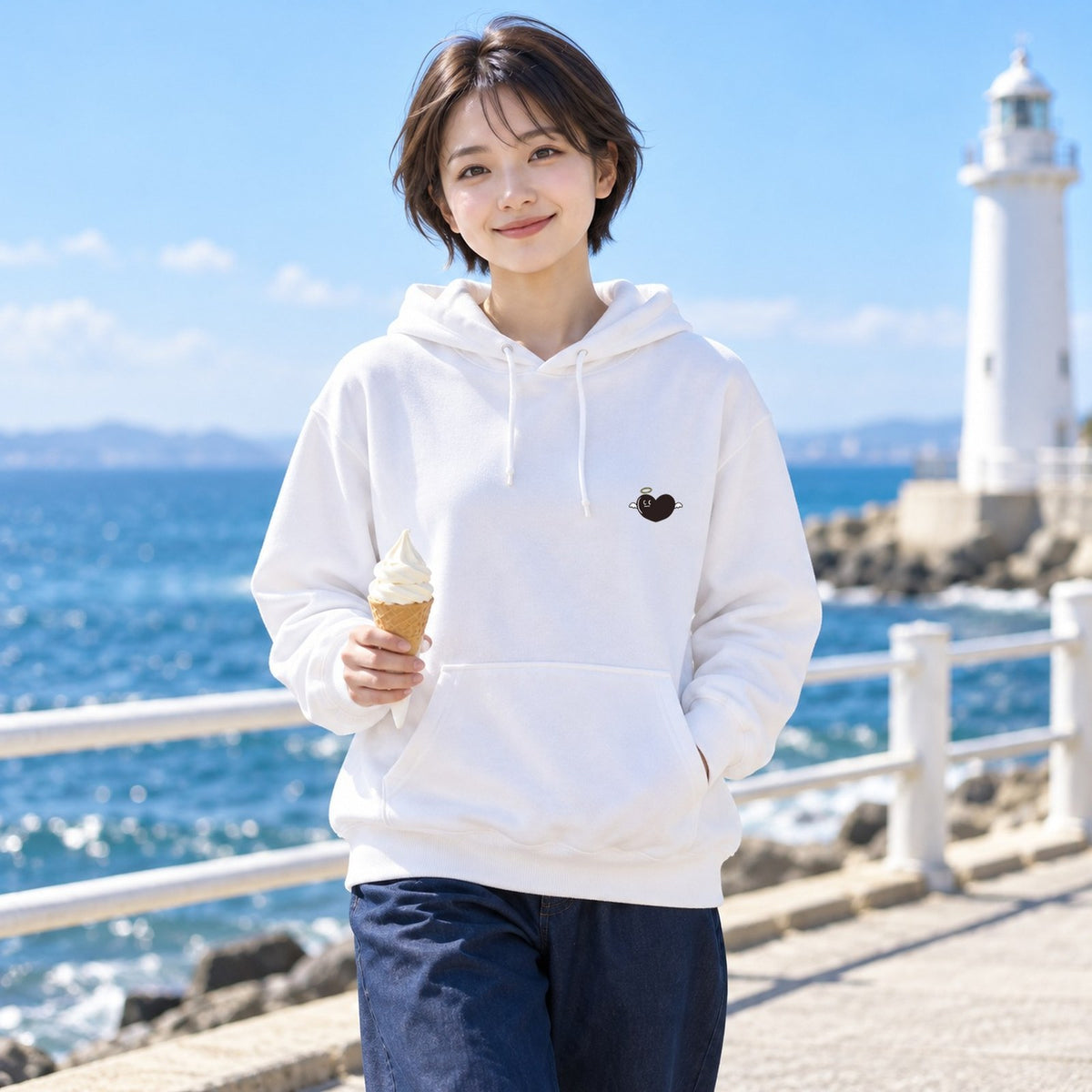 天使ハート ワンポイントパーカー「あのよん」｜胸元に、ちいさな天使。