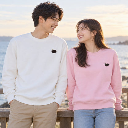 天使ハート ワンポイントトレーナー「あのよん」｜胸元に、ちいさな天使。