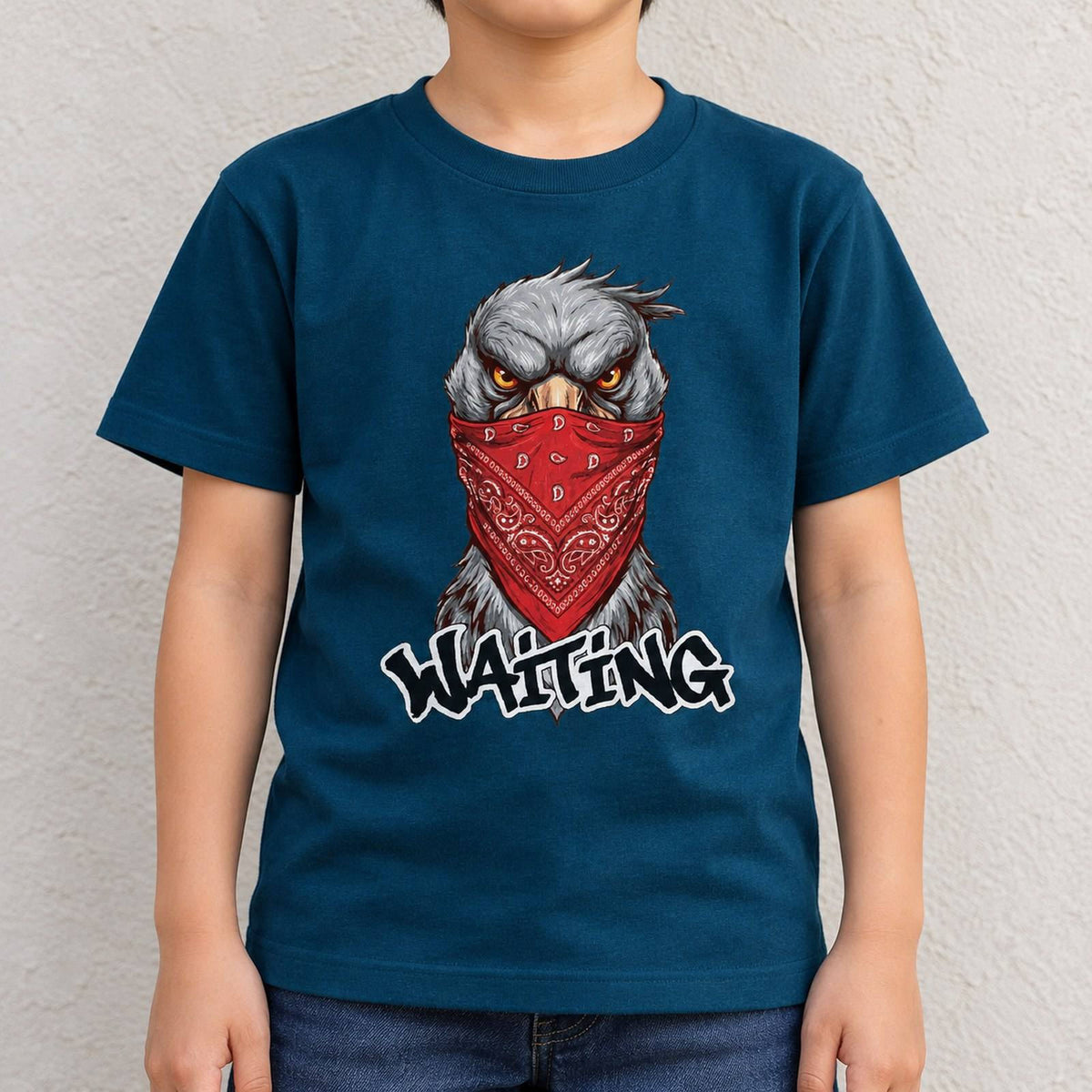 WAITING（赤いバンダナのハシビロコウ） キッズTシャツ インディゴ 着用アップ サムネイル