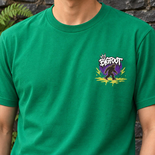 ビッグフット ワンポイントTシャツ「BIGFOOT」｜森の王者が、胸もとに。