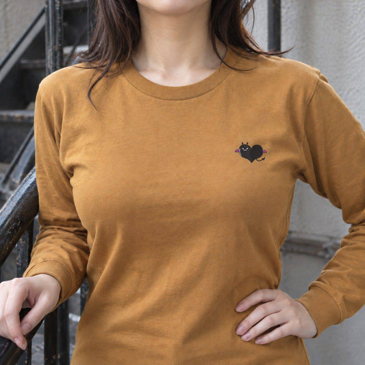 でももん（悪魔ハート）袖リブ長袖Tシャツ キャメル 着用アップ サムネイル