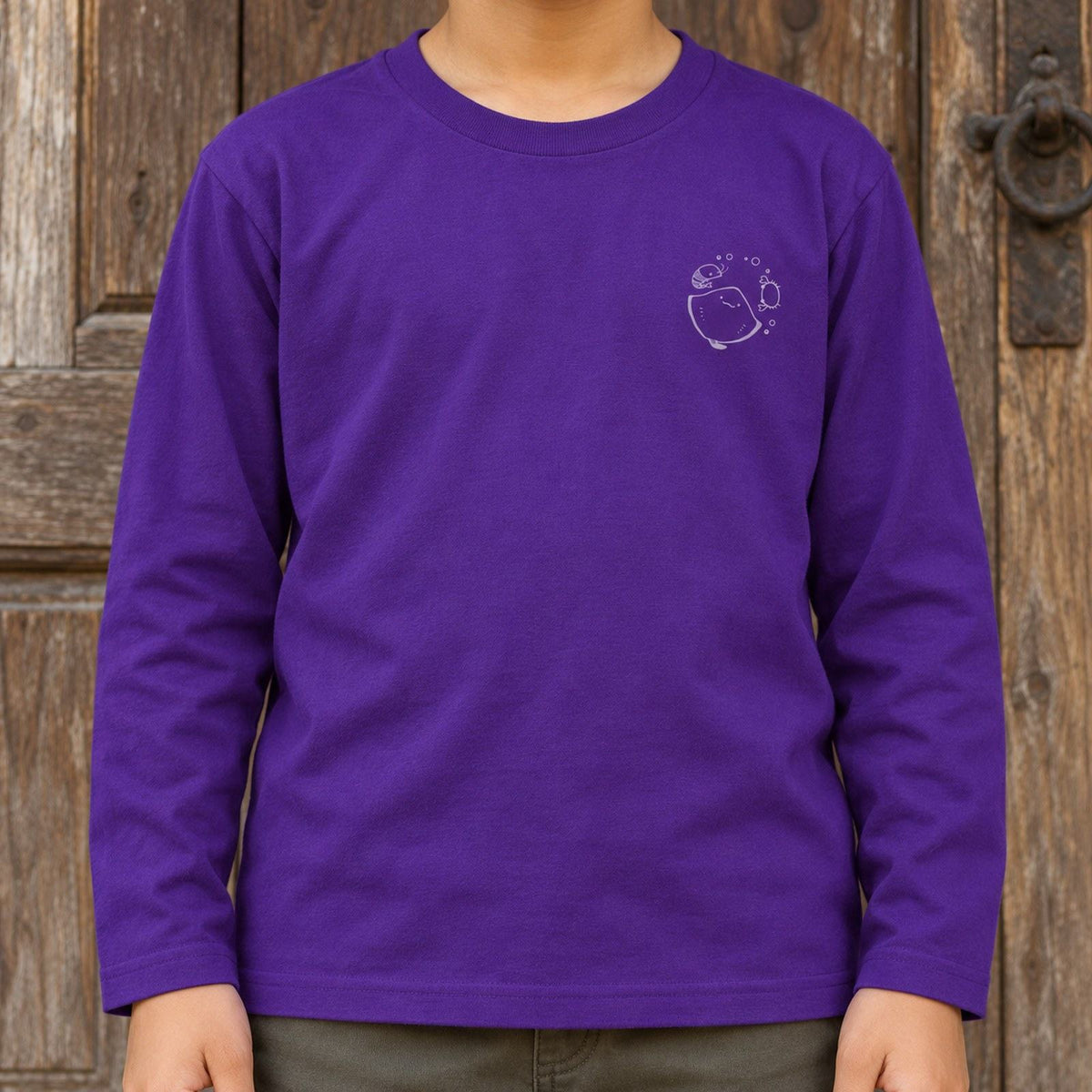 えいみょん（エイ）キッズ長袖Tシャツ パープル 着用アップ サムネイル