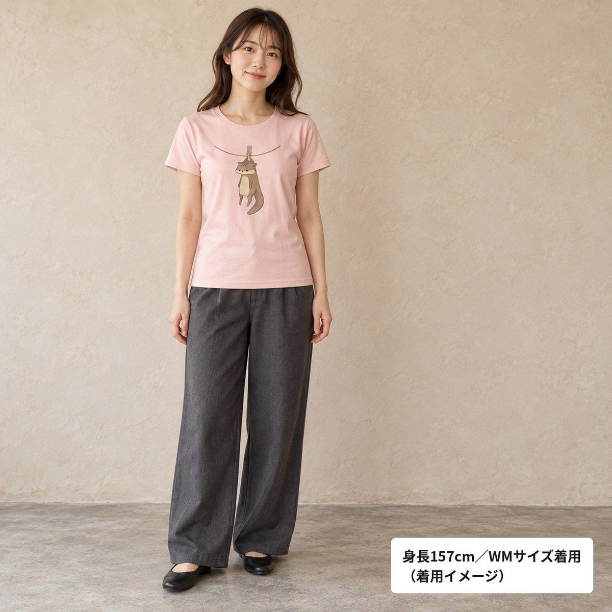 干されちゃったリス レディースTシャツ 着用全身（WMサイズ着用）