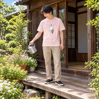シマエナガ Tシャツ「干されちゃった」｜洗濯バサミで、ぷら〜ん。