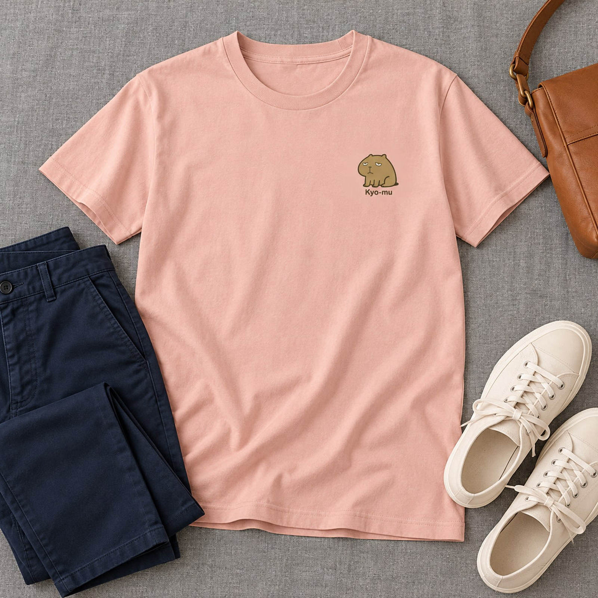 カピバラ ワンポイントTシャツ「Kyo-mu」｜今日は、なにも考えない。