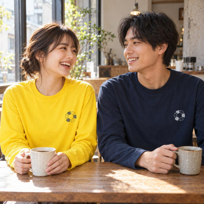 めんべーだー ユニセックス長袖Tシャツ ペアコーデ（女性デイジー＋男性ネイビー）