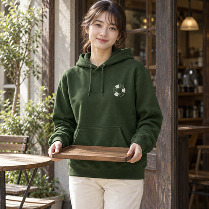 めんべーだー 大人用パーカー アーミーグリーン 女性の日常の着用写真