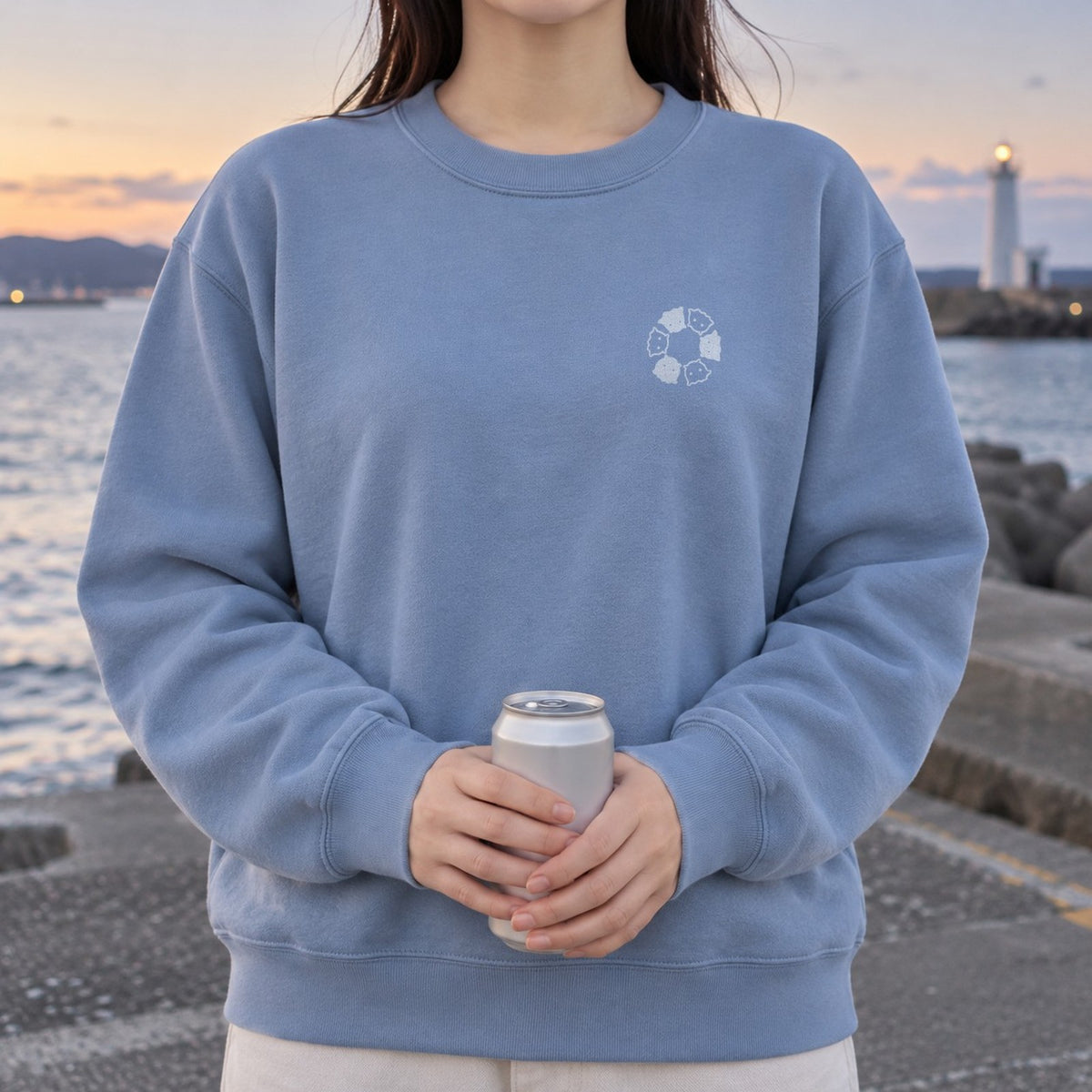 めんべーだー トレーナー アシッドブルー 着用アップ サムネイル