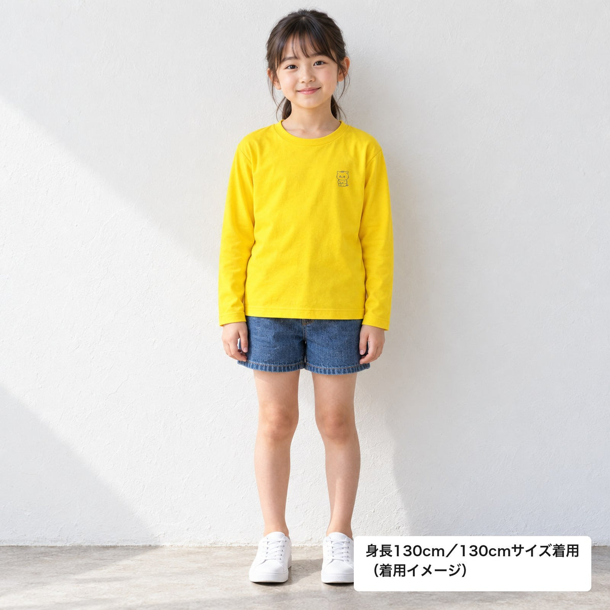 ねっこ（ネコ）キッズ長袖Tシャツ デイジー 着用全身（身長130cm女の子・130cmサイズ着用）