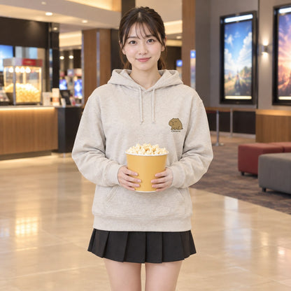 カピバラ「Otearai」パーカー 日常の着用イメージ