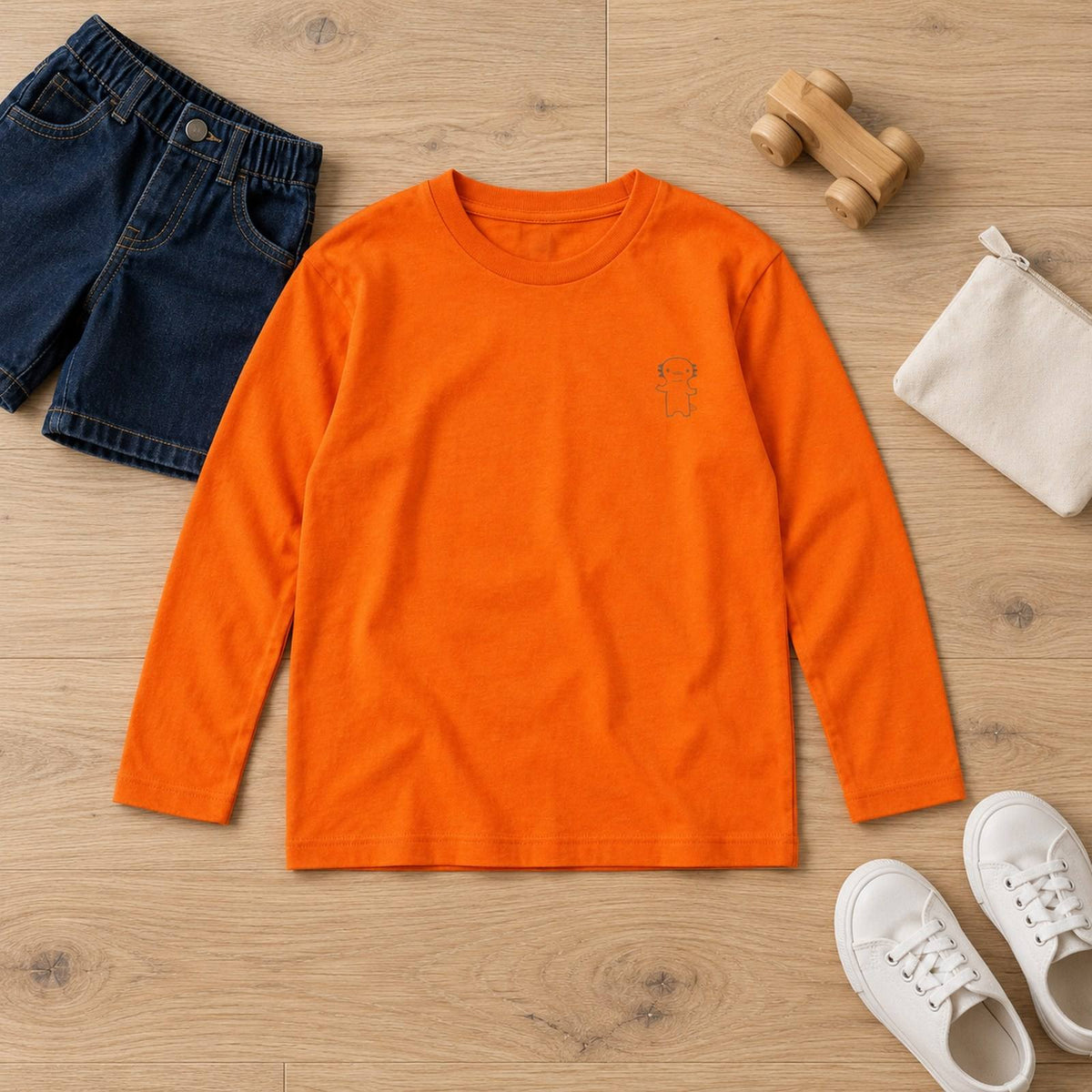 うぱーん（ウーパールーパー）キッズ長袖Tシャツ オレンジ 平置きコーディネート