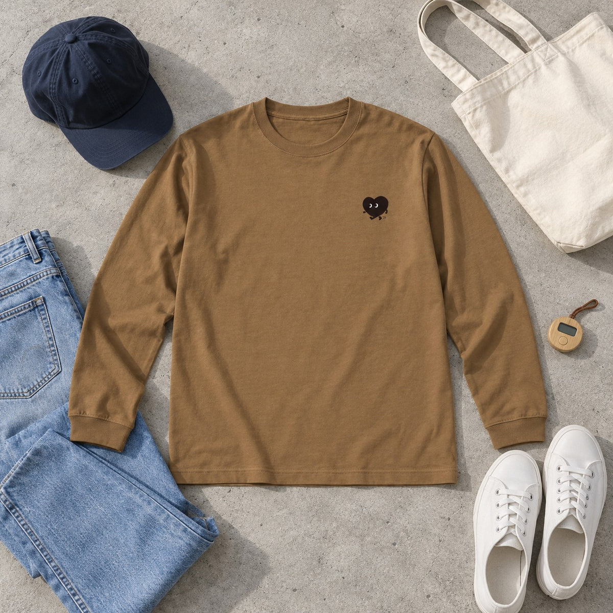 歩くハート「ヨチボウ」ロングTシャツ ダークキャメルのおさんぽコーデ例